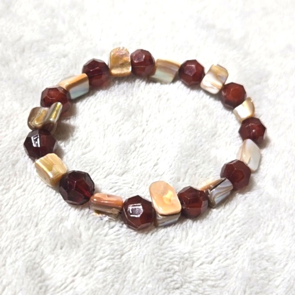 #284 Bead bracelet